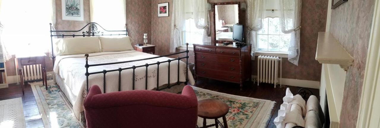 Centennial House Bed And Breakfast Northfield Exteriör bild
