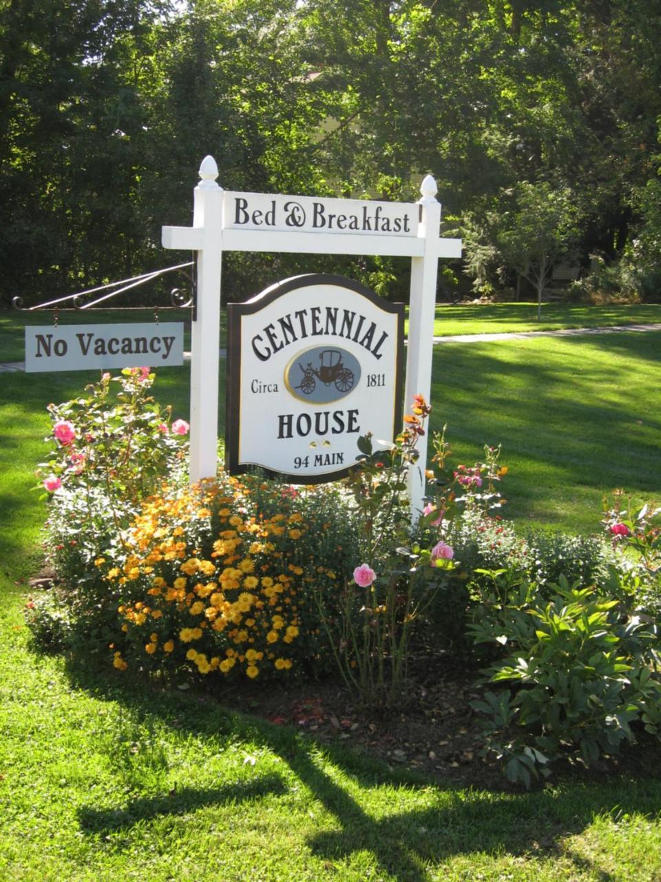 Centennial House Bed And Breakfast Northfield Exteriör bild
